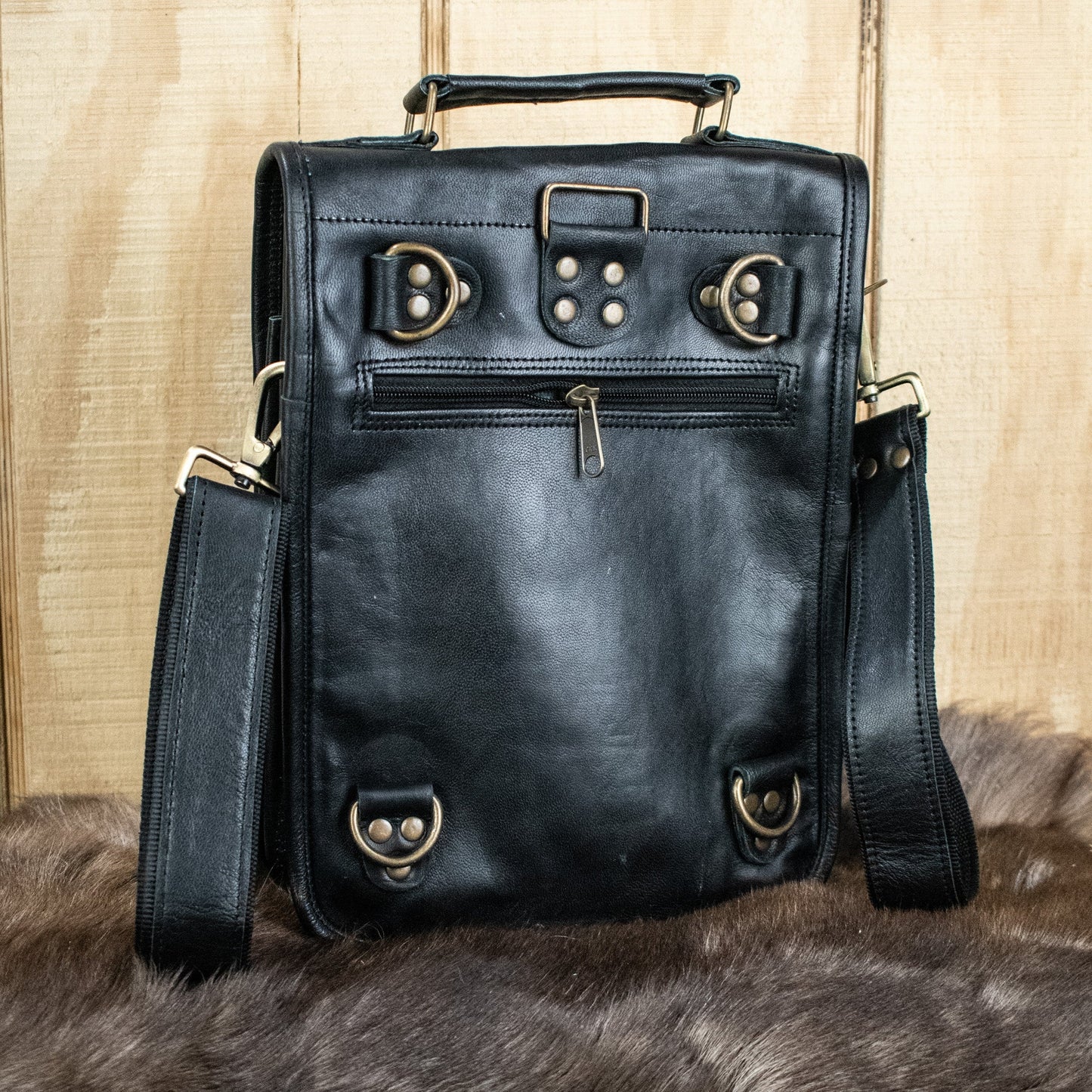 "D&D Ultimate Campaign" Leather Bag (v.2)- Black Misty Mountain Gaming