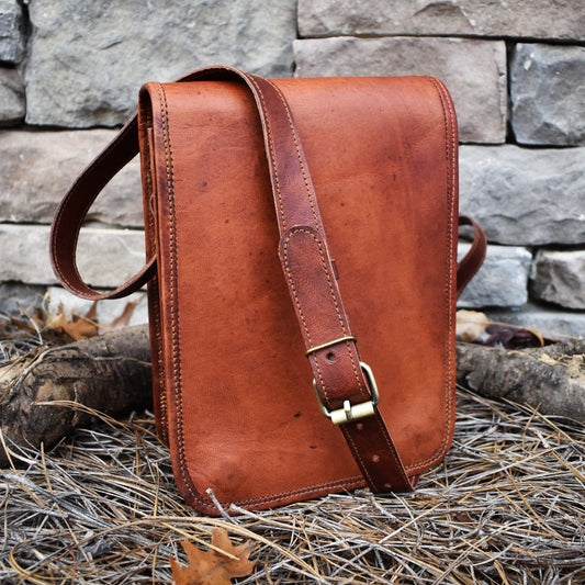 The Pathfinder Leather Flap Satchel - Medium Misty Mountain Gaming