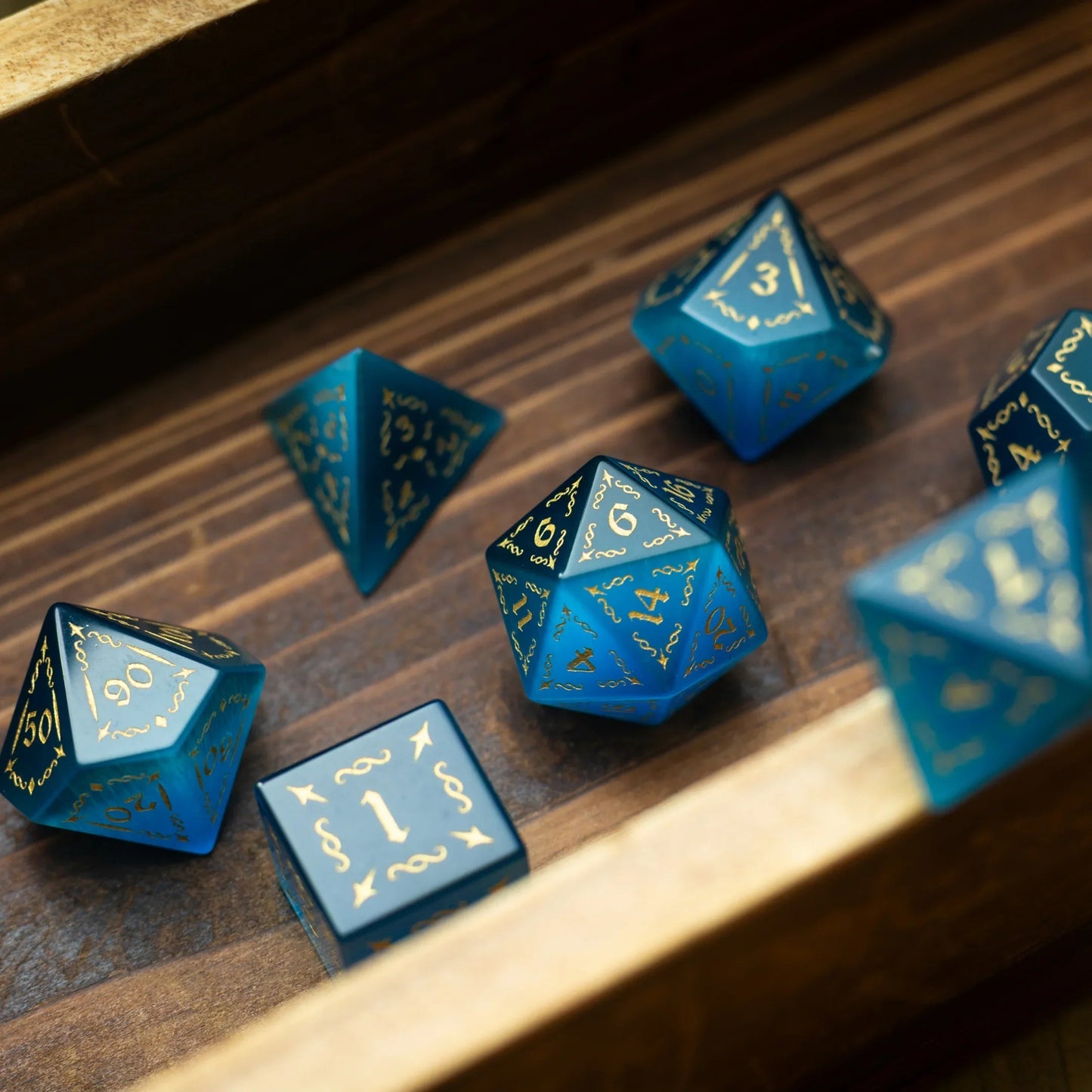 Vine Spike Gemstone Blue Cats Eye Stone DND Dice Set Runic Dice