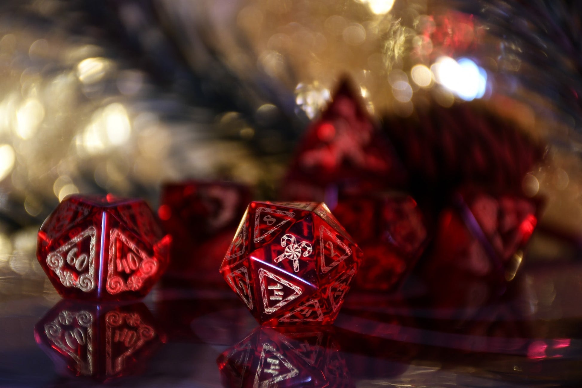 Candy Cane Wonderland - Red Glass Dice Set Misty Mountain Gaming